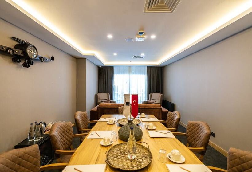 Hotel Sarpi̇no Mountai̇n