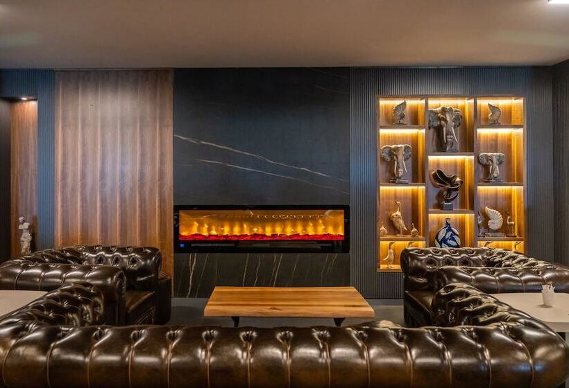 Hotel Sarpi̇no Mountai̇n