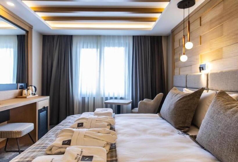 Hotel Sarpi̇no Mountai̇n
