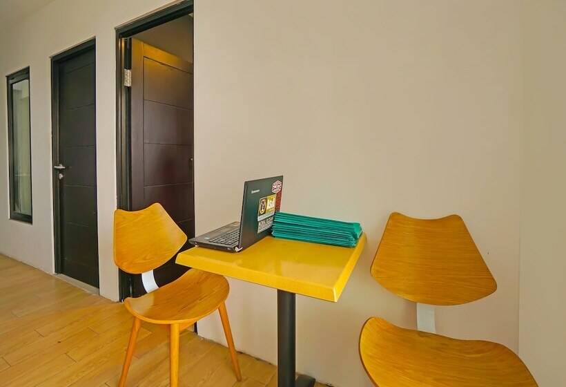 Hotel Spot On 92394 Namimart Syariah 2