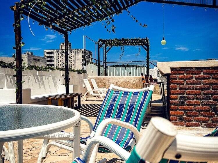 호텔 The Orange House