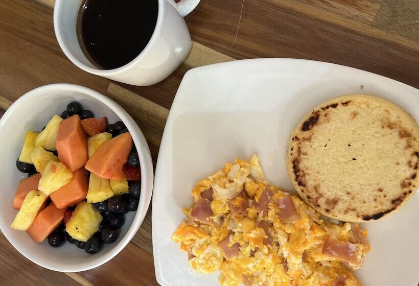 호텔 The Orange House