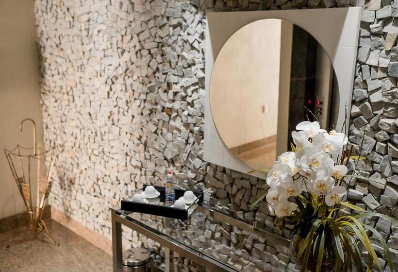 Iron Flat Residence Service