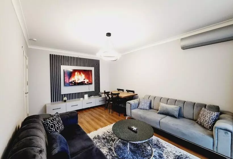 Mecidiyeköy Apart