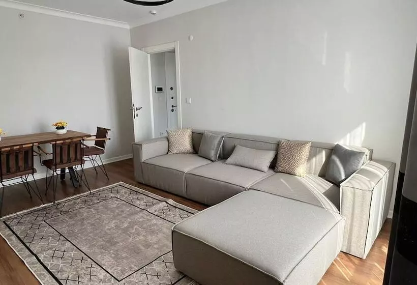 Mecidiyeköy Apart