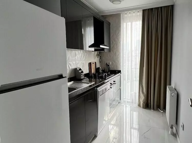 Mecidiyeköy Apart
