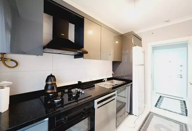 Mecidiyeköy Apart