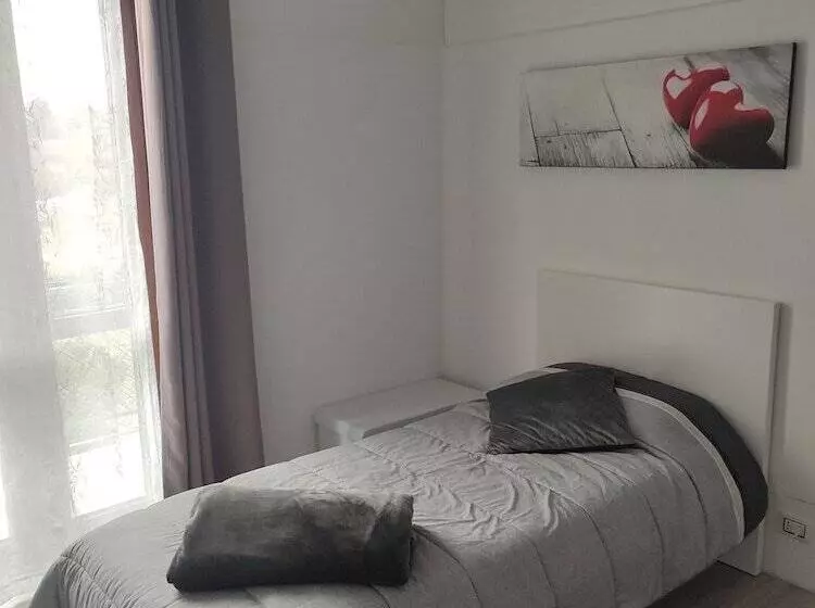 Nautica Tarello   Casa Ena B&b