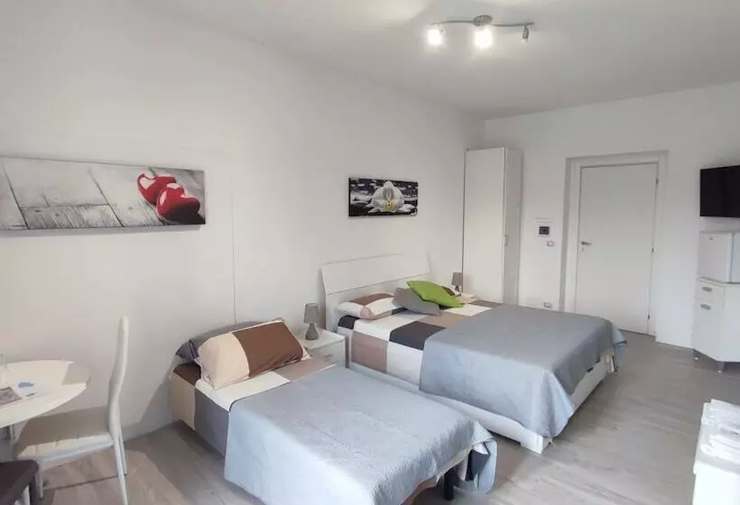 Nautica Tarello   Casa Ena B&b