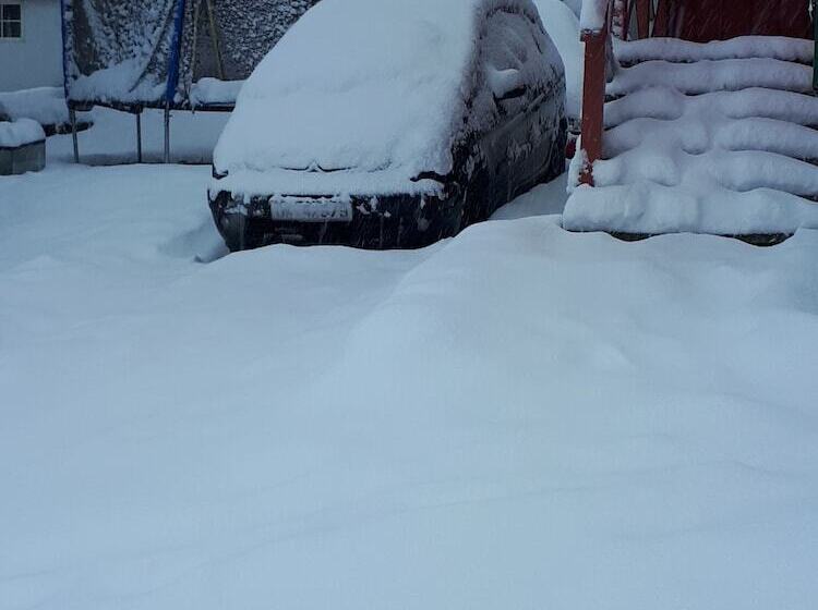 펜션 Arctic Rooms Rektor