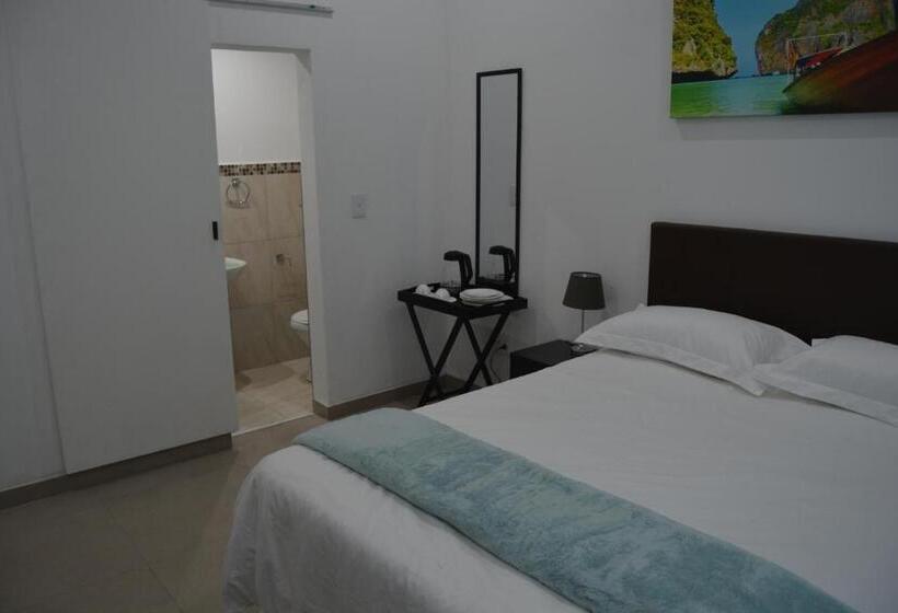 بنسيون Fama Lodge Rm11