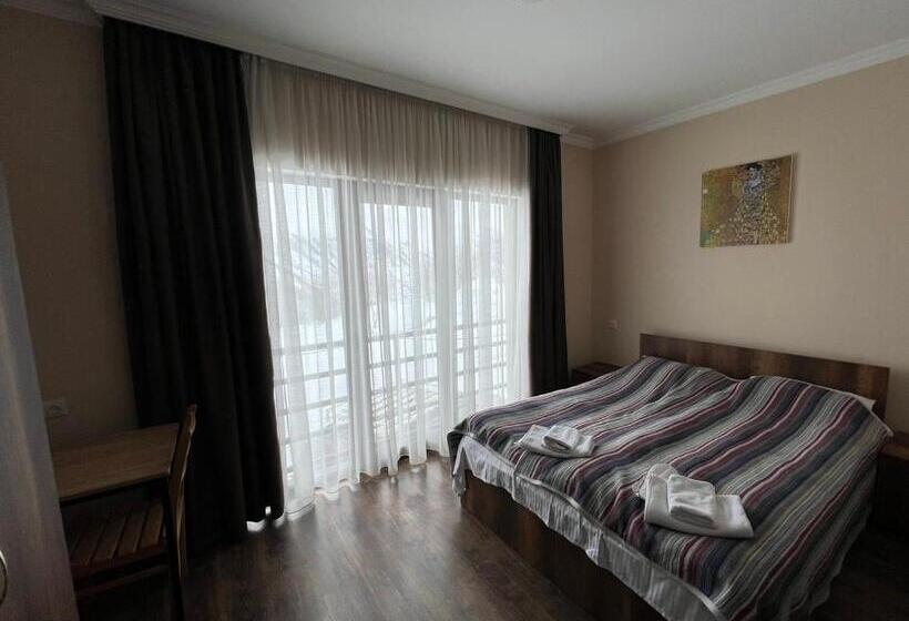 پانسیون Gudauri Guest House Lane