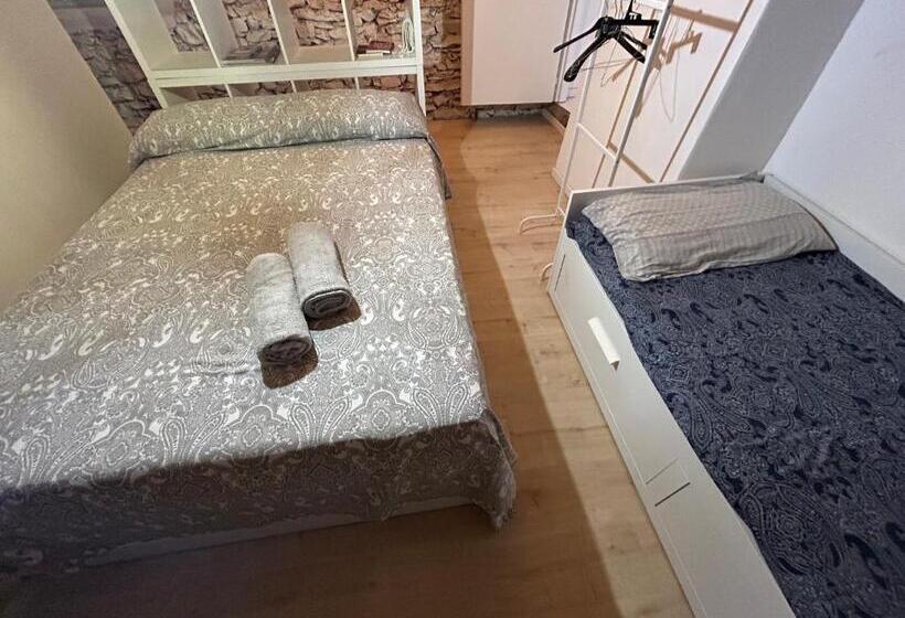 Pension (Hôtel basse catégorie) Kasa