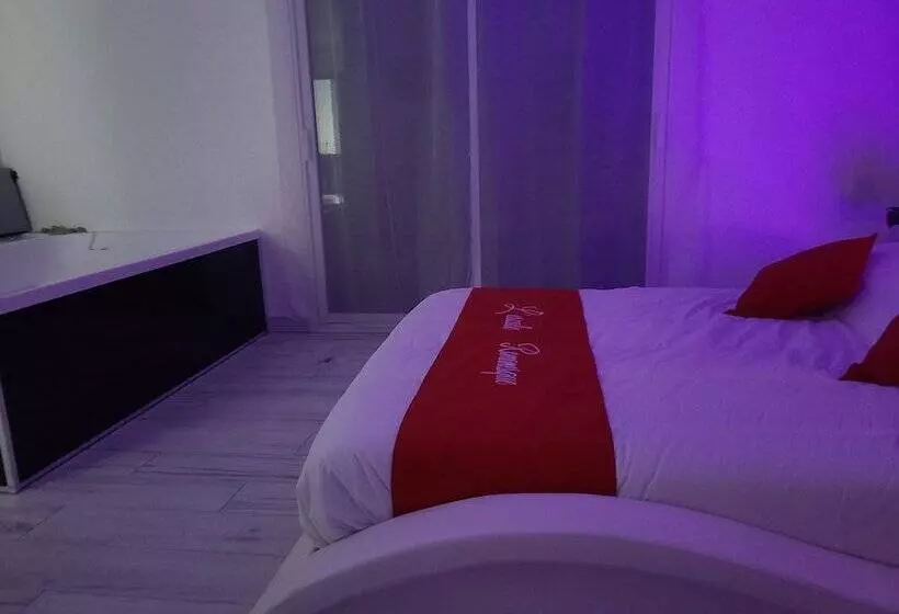 Majatalo L Escale Romanesque