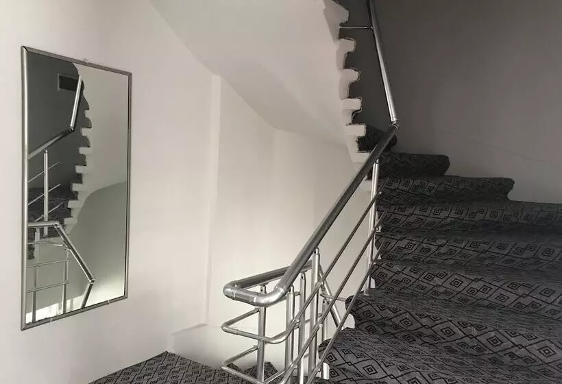 Zeytin Otel Edremit
