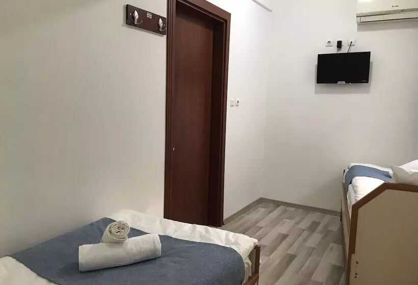 Zeytin Otel Edremit