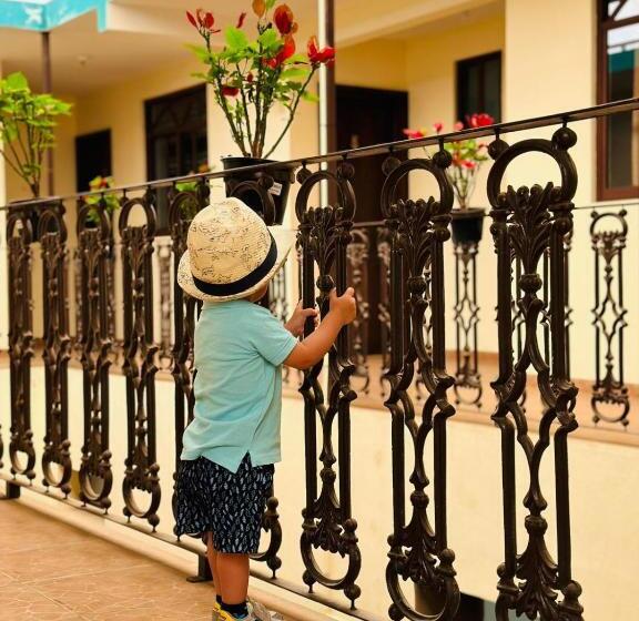 ユースホステル Posada Naím