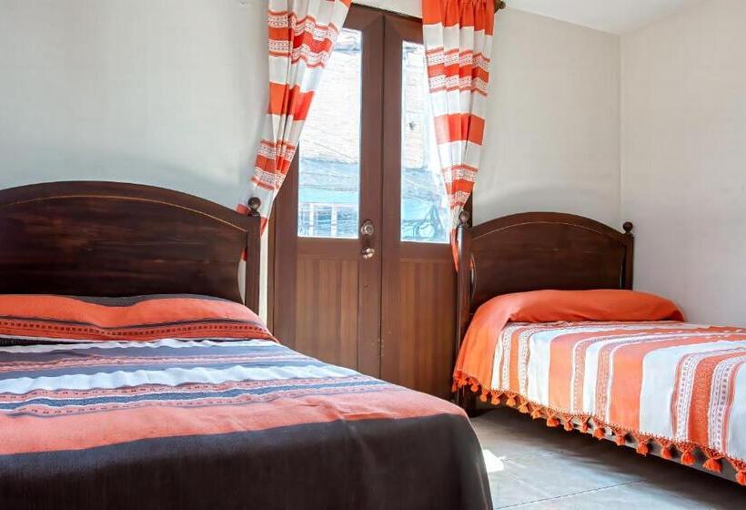 ユースホステル Posada Naím