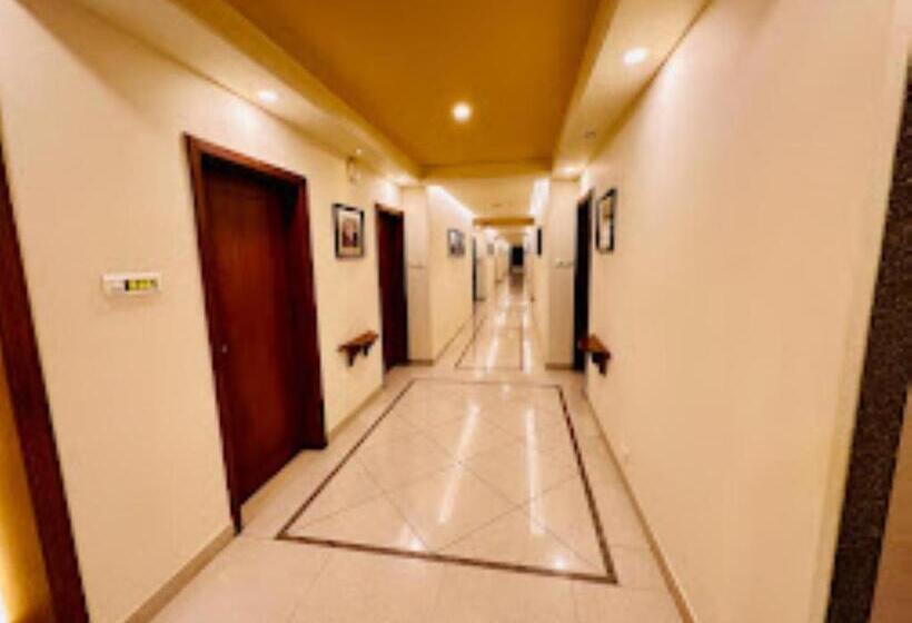 Hotel Bombay Inn Cuttack