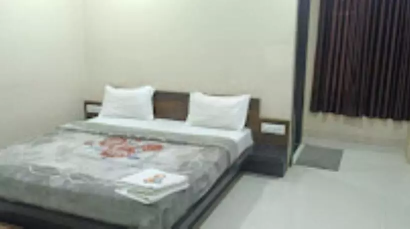 ホテル Devraj Palace,maheshwar