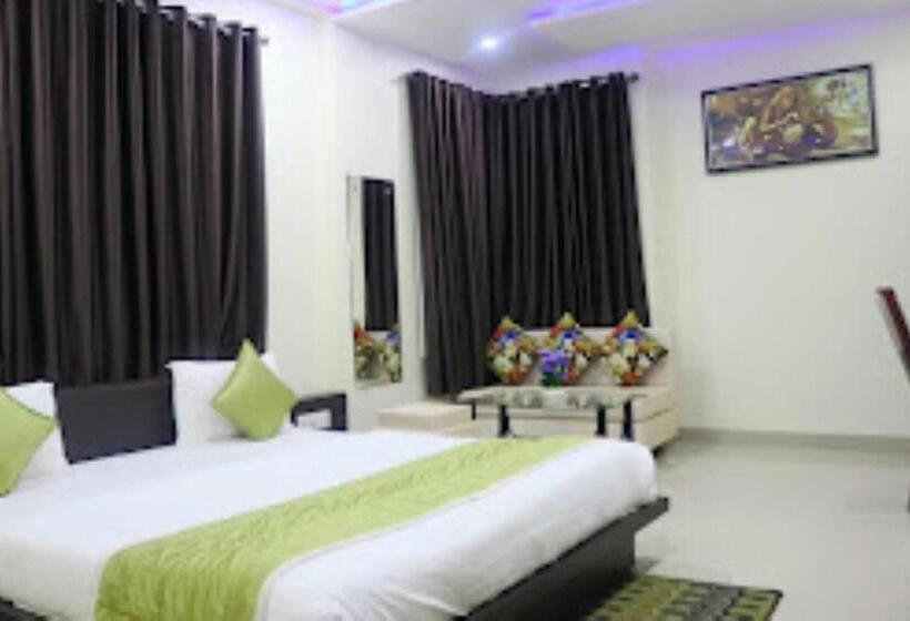 호텔 Devraj Palace,maheshwar