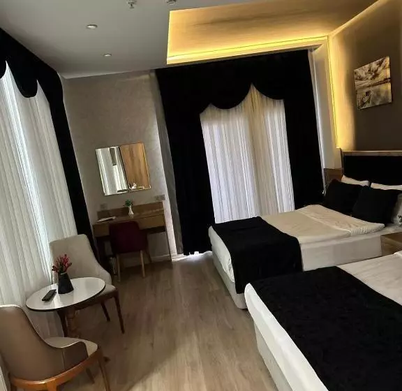 هتل Golden Rose Deluxe