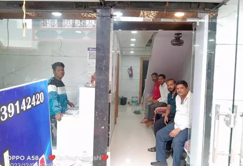 ホテル Nx Gupta Avenu