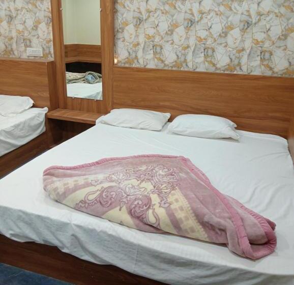 هتل Nx Gupta Avenu