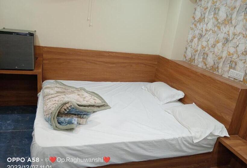 هتل Nx Gupta Avenu