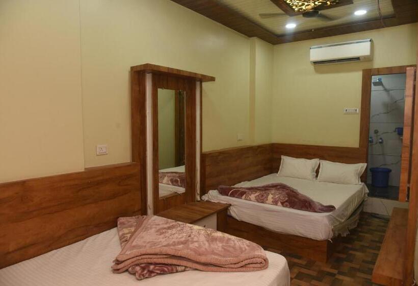 هتل Nx Gupta Avenu