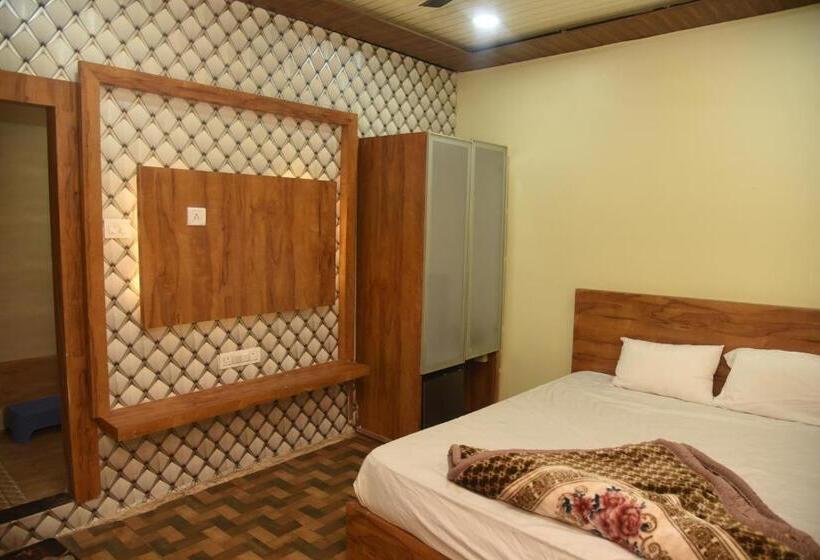 هتل Nx Gupta Avenu