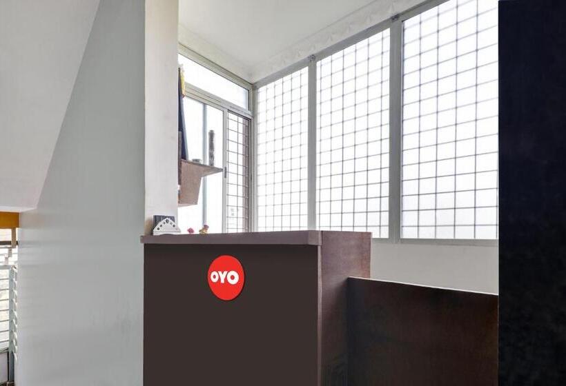 호텔 J.b. Boarding And Lodging