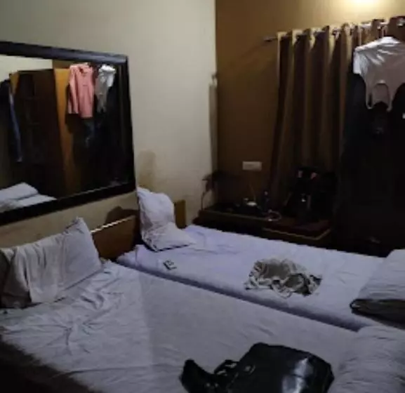 ホテル Puspak Inn Mandabereni