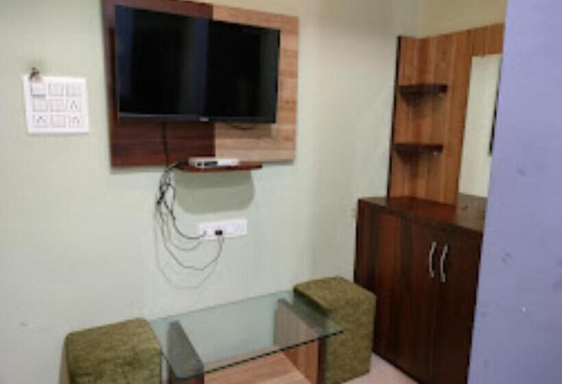 فندق Shivalay Palace,maheshwar