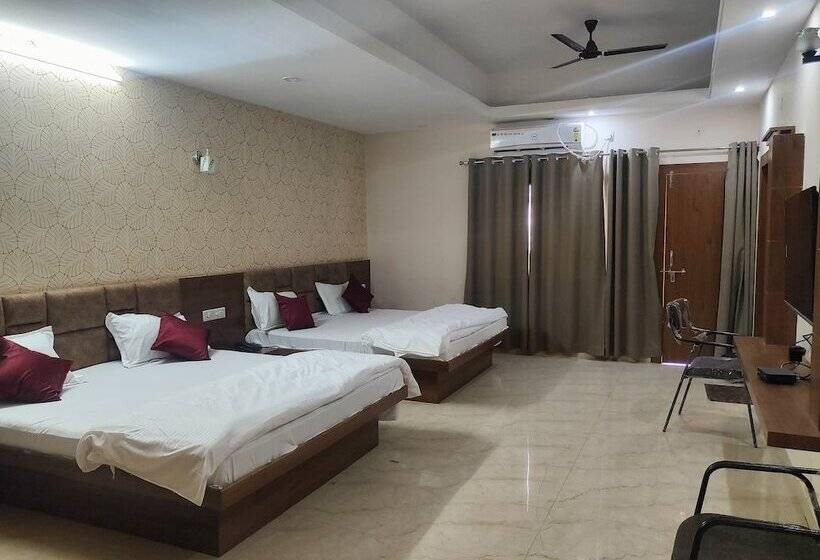 בית מלון כפרי Shree Tara Heritage