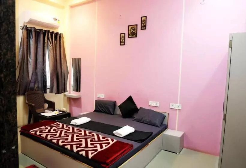 Hotelli The Villa,sanawad