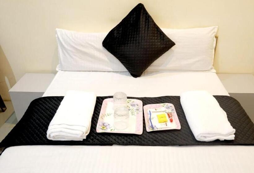 בית מלון כפרי The Villa,sanawad