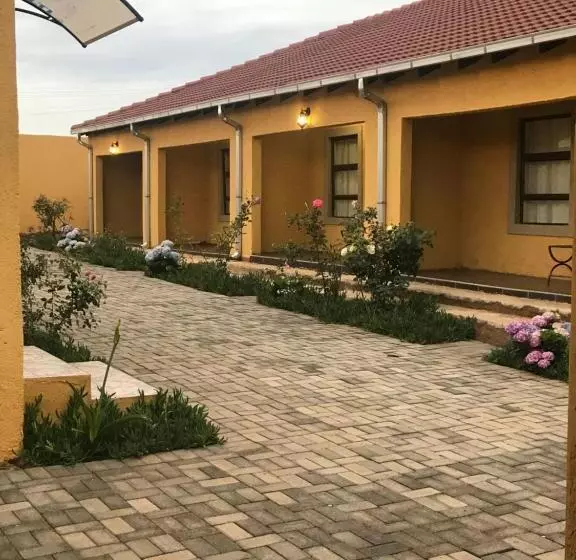 ペンション Kanyane Lodge