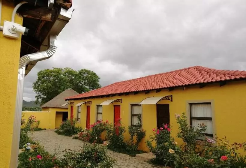 ペンション Kanyane Lodge