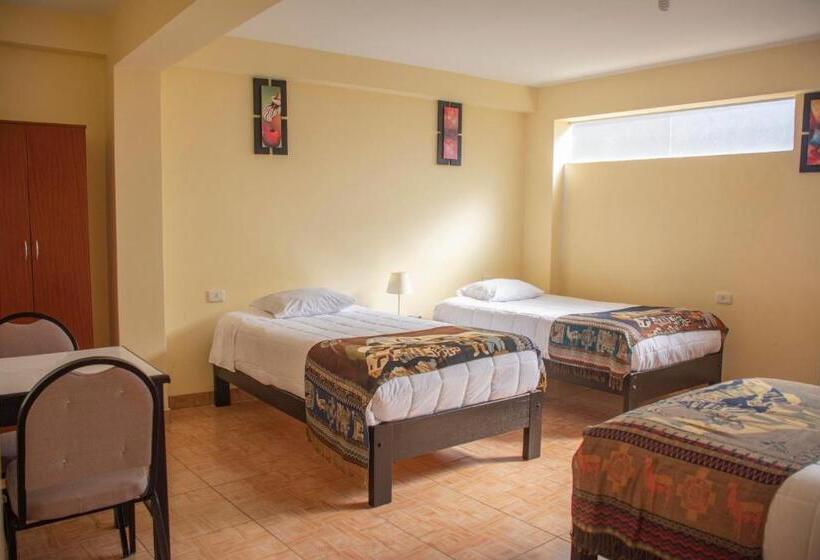 بنسيون Luna Andina