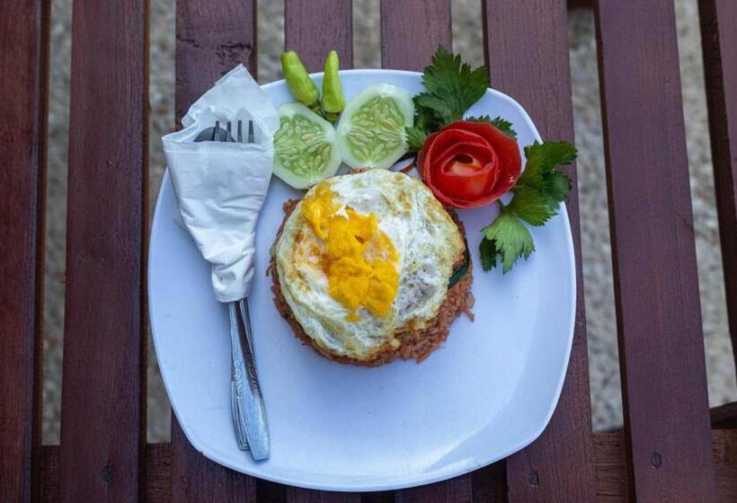 펜션 Melati Guest House Nusa Penida