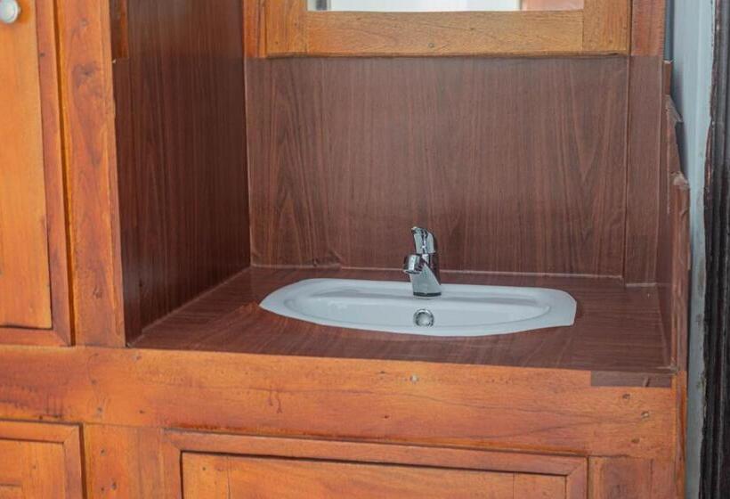 펜션 Melati Guest House Nusa Penida