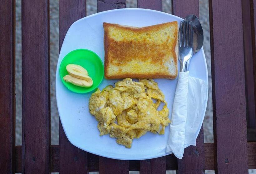 펜션 Melati Guest House Nusa Penida