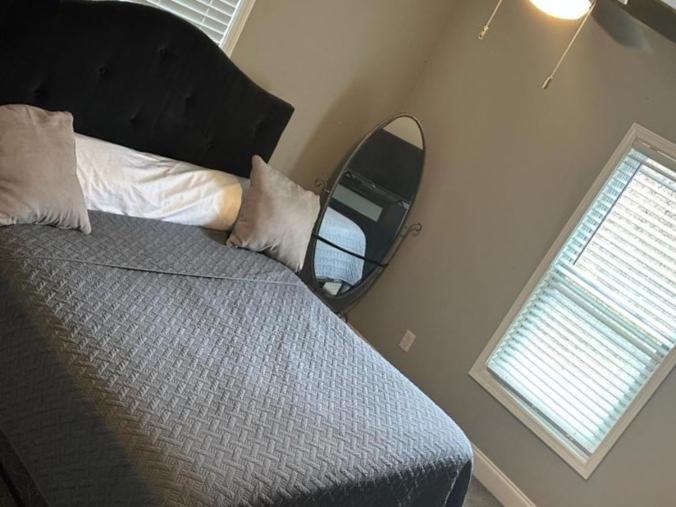 膳宿费 1560 Childress Dr Sw