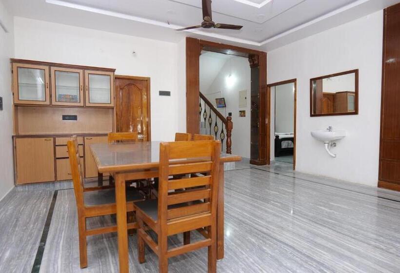 Pension (Hôtel basse catégorie) Sris Guest House