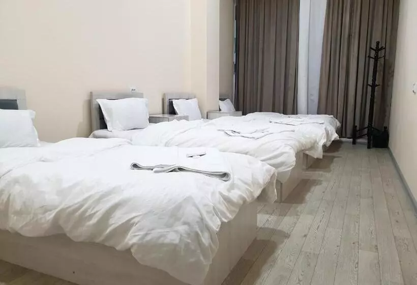 Sabur Hostel