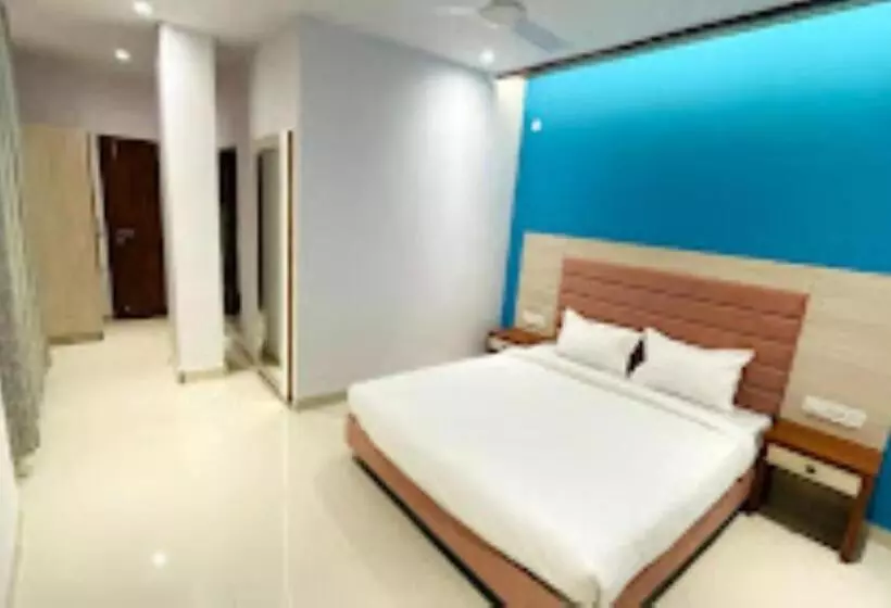 Ab Hotel,sehore
