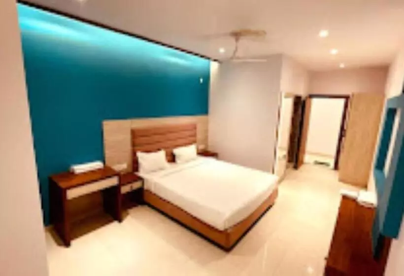 Ab Hotel,sehore