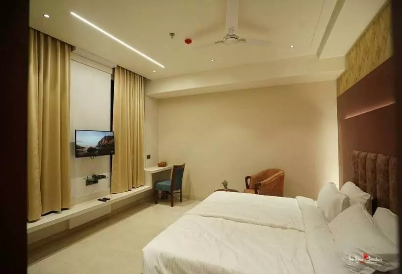 Hotelli Blue Diamonds Inn