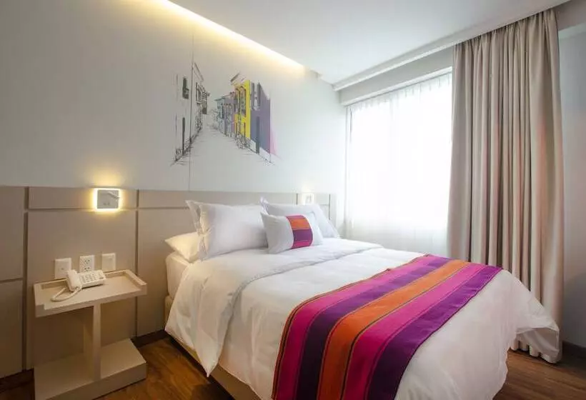 هتل Las Brisas Sur